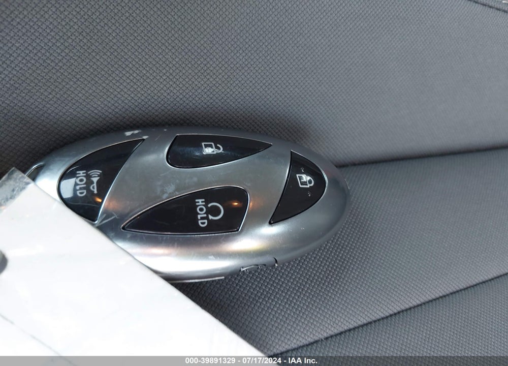 2024 HYUNDAI ELANTRA SEL VIN: KMHLM4DG0RU711361