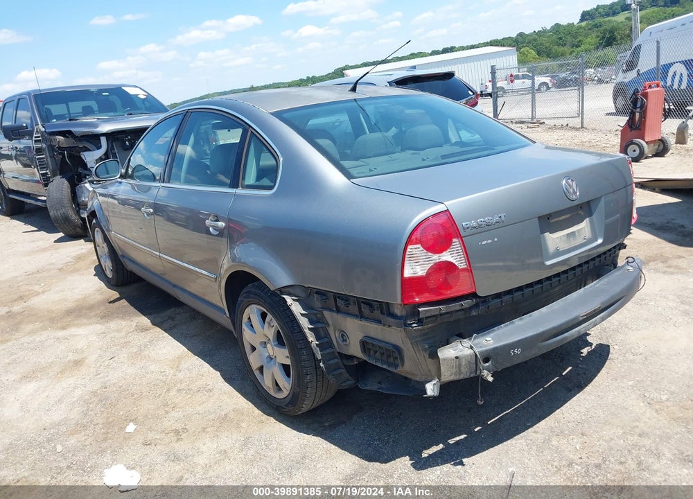2005 VOLKSWAGEN PASSAT VIN: WVWMD63B35E008741