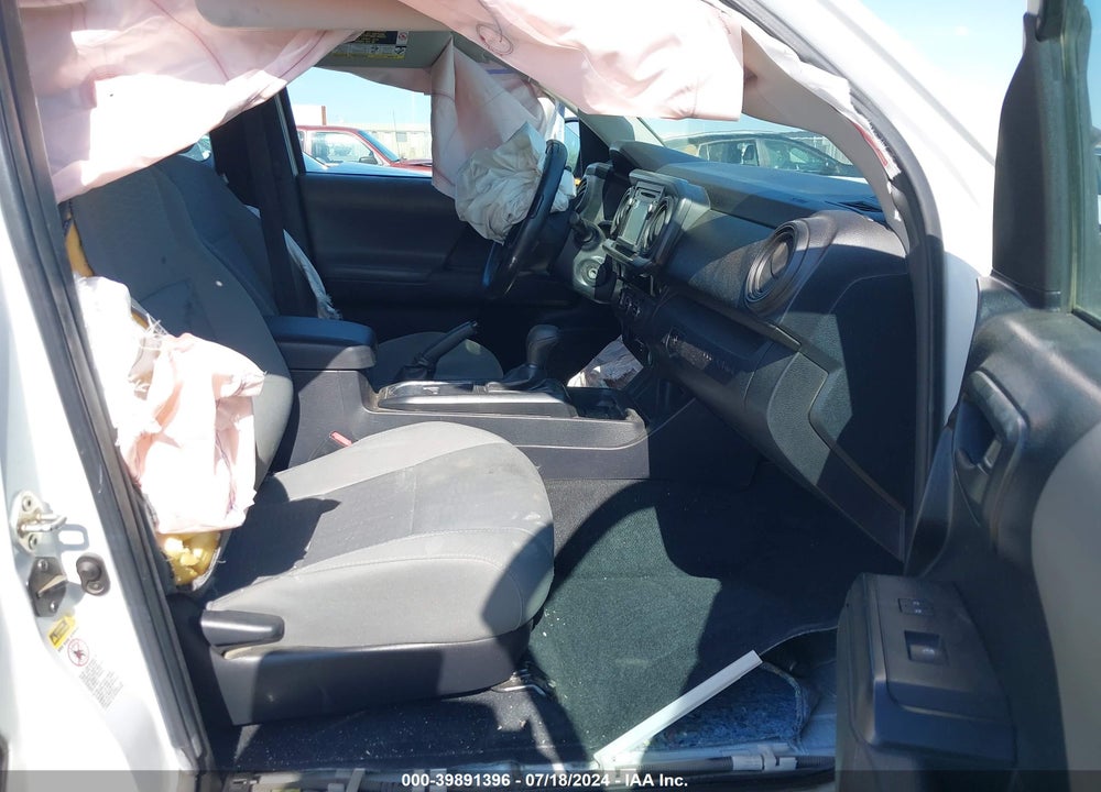 2017 TOYOTA TACOMA SR VIN: 5TFRX5GN4HX084652