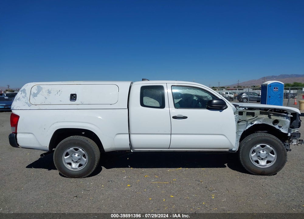 2017 TOYOTA TACOMA SR VIN: 5TFRX5GN4HX084652
