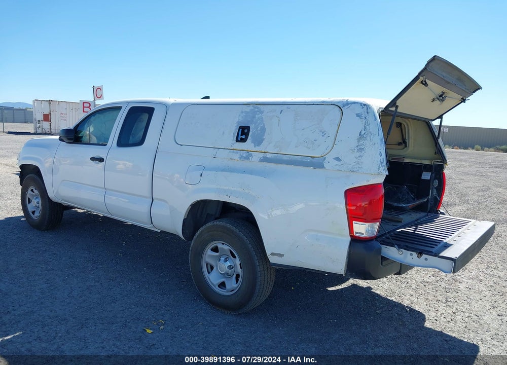 2017 TOYOTA TACOMA SR VIN: 5TFRX5GN4HX084652