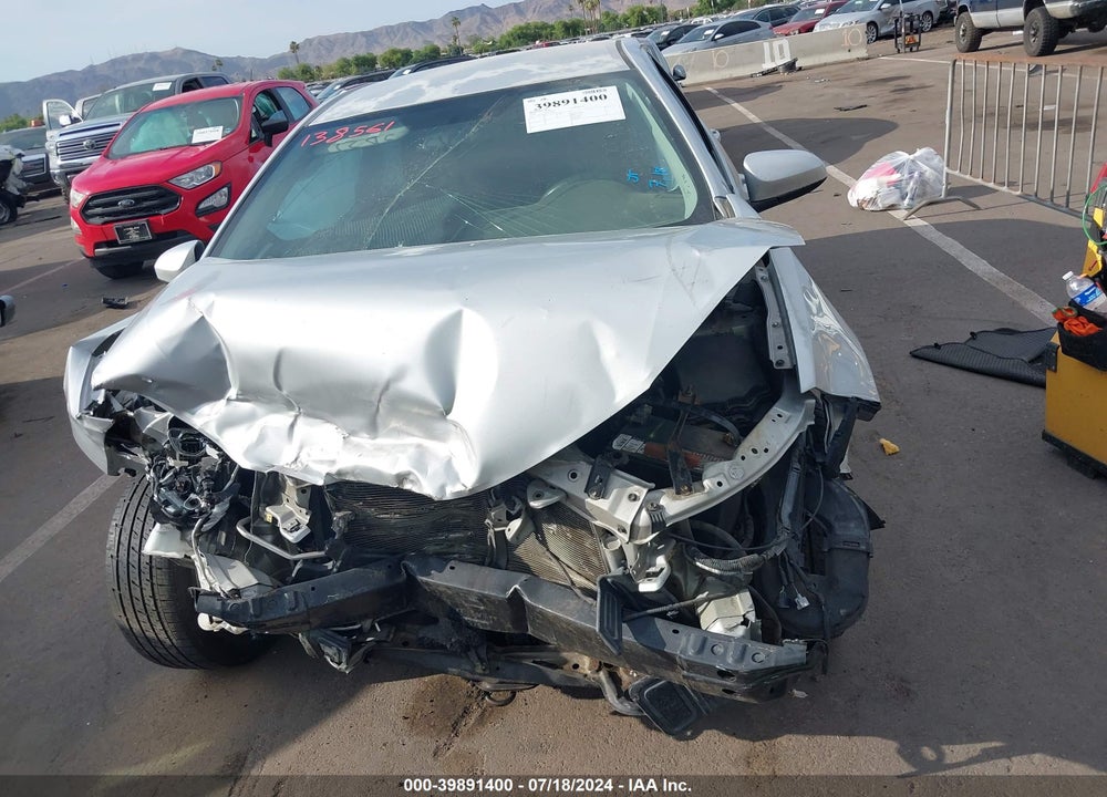2014 TOYOTA COROLLA LE VIN: 5YFBURHE6EP138561