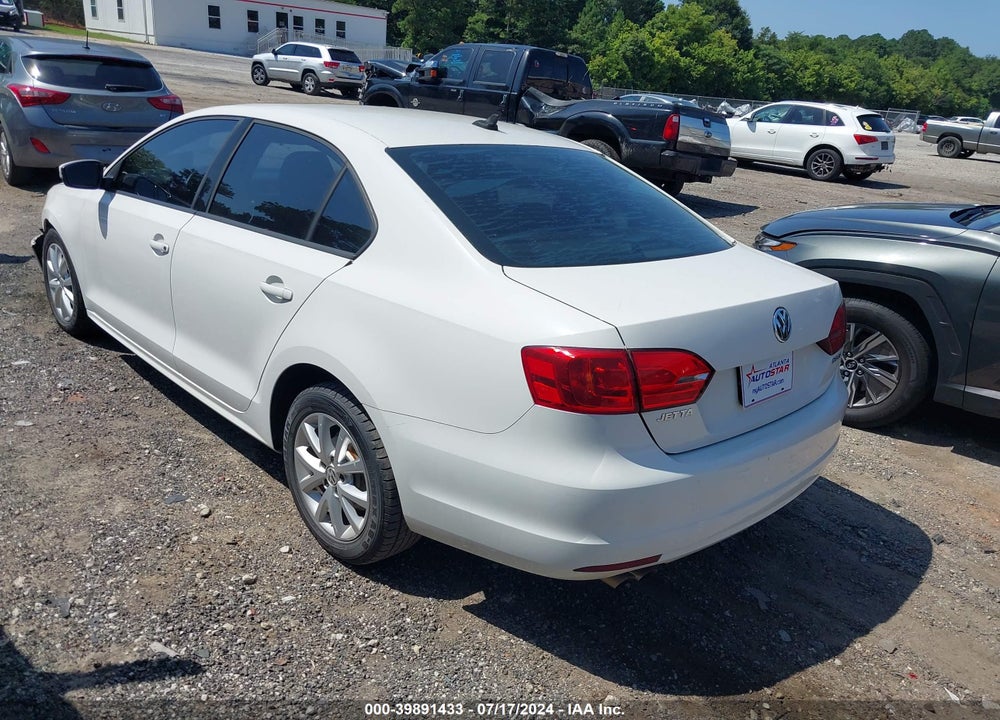 2011 VOLKSWAGEN JETTA 2.5L SE VIN: 3VWDX7AJ0BM367121