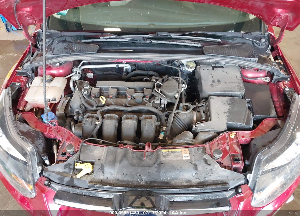 2014 FORD FOCUS TITANIUM VIN: 1FADP3N27EL131558