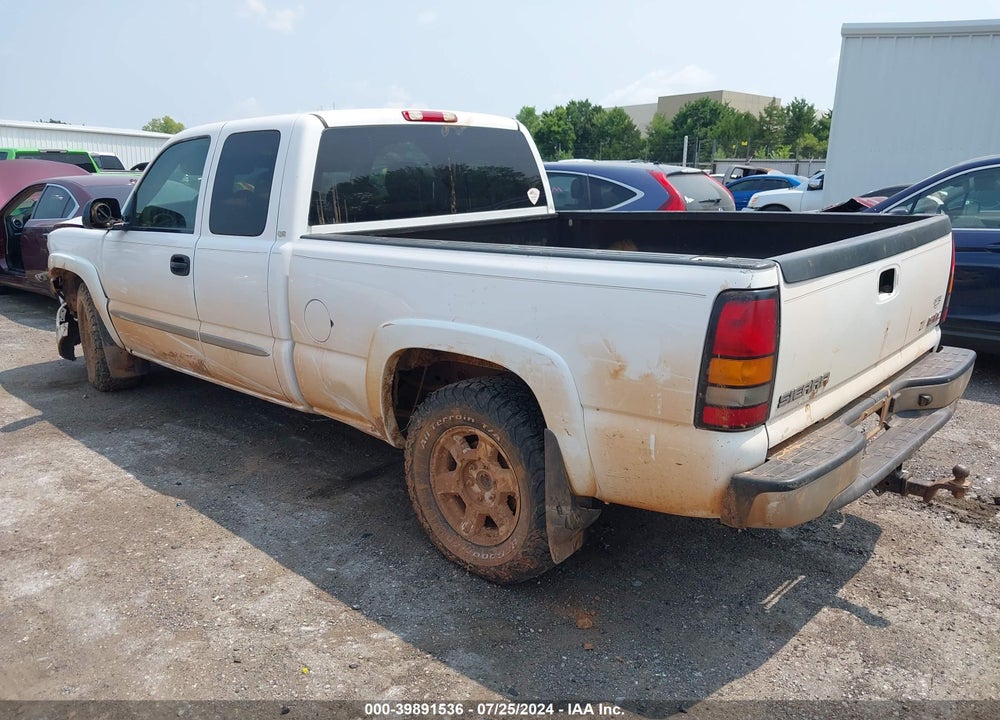 2005 GMC SIERRA 1500 SLE VIN: 2GTEK19B151177369