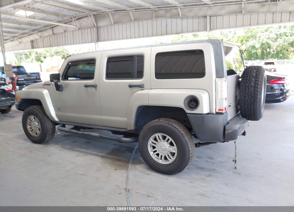 2009 HUMMER H3 SUV VIN: 5GTEN13E198109739