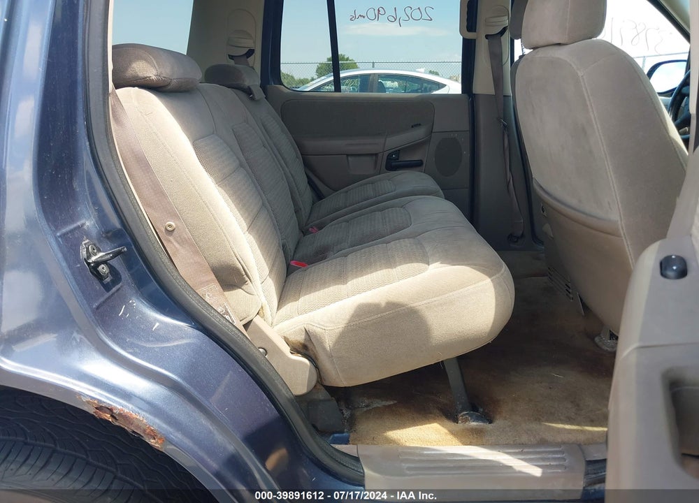 2002 FORD EXPLORER XLT VIN: 1FMZU73K62UD46806