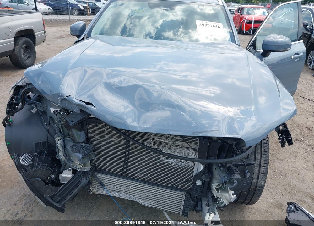 2020 VOLVO XC90 T6 INSCRIPTION 6 PASSENGER VIN: YV4A221L5L1538465