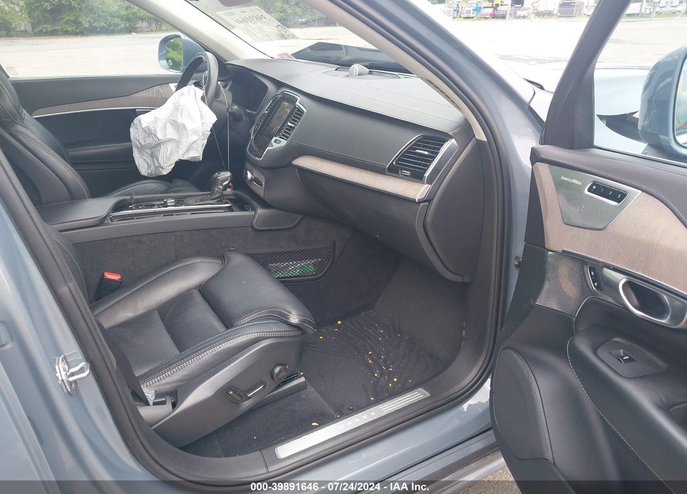 2020 VOLVO XC90 T6 INSCRIPTION 6 PASSENGER VIN: YV4A221L5L1538465
