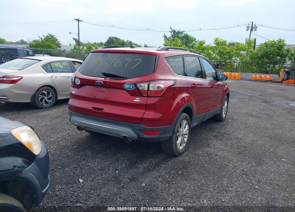2017 FORD ESCAPE SE VIN: 1FMCU9GD2HUD33847
