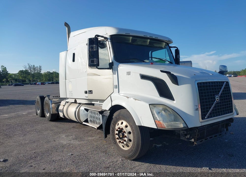 2014 VOLVO VN VIN: 4V4NC9EH6EN162326