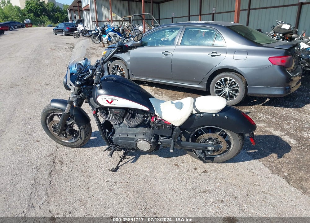 2014 VICTORY MOTORCYCLES HIGH-BALL VIN: 5VPWB36N4E3036287
