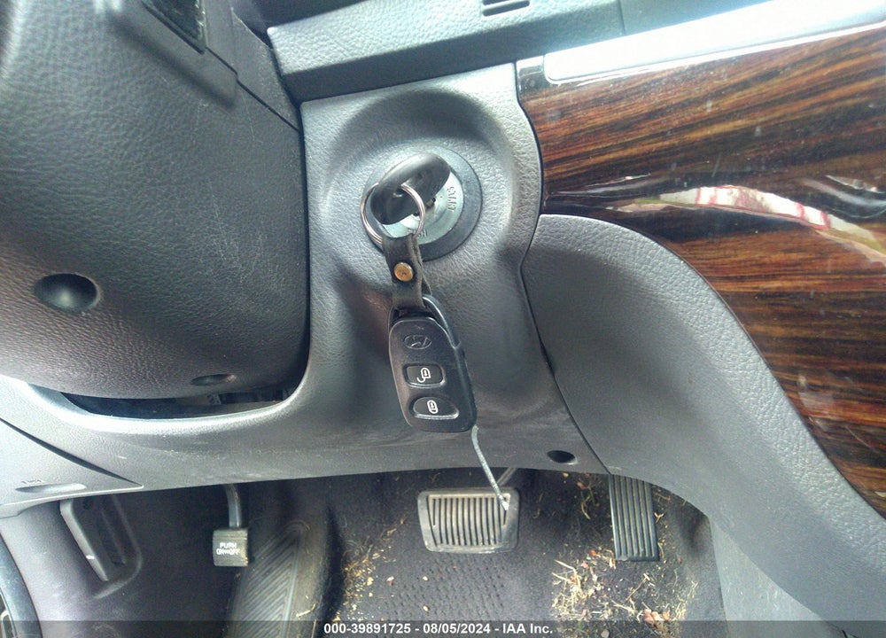 2010 HYUNDAI SANTA FE GLS VIN: 5NMSG3ABXAH390709