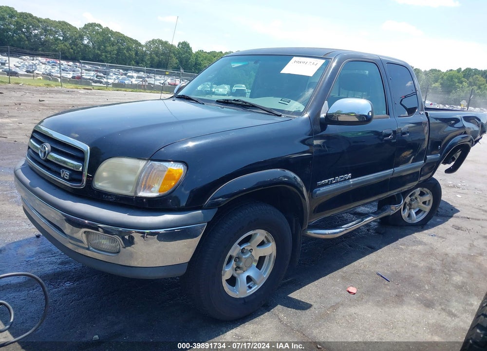 2000 TOYOTA TUNDRA SR5 V8 VIN: 5TBRT3413YS024295