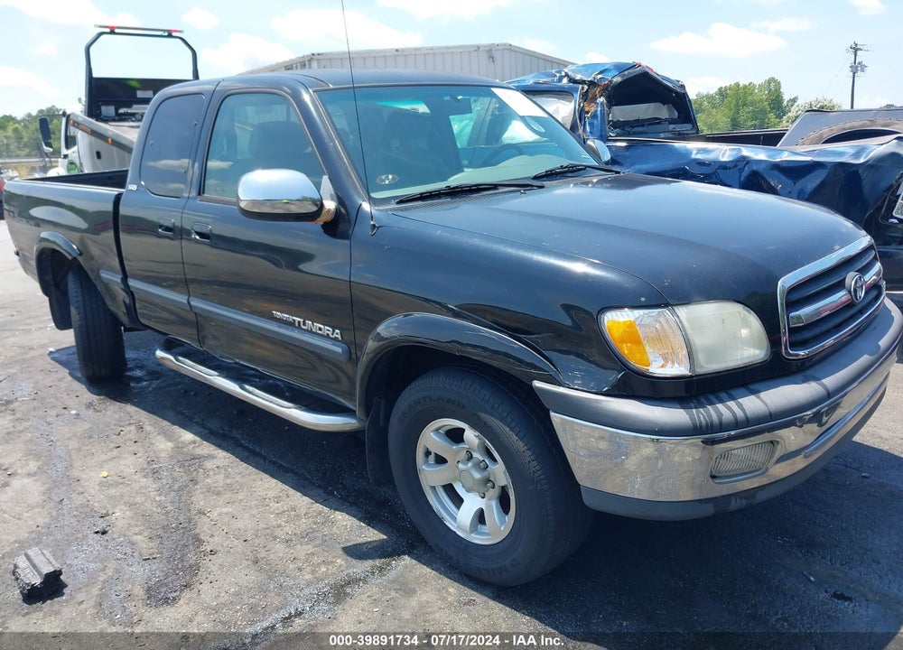 2000 TOYOTA TUNDRA SR5 V8 VIN: 5TBRT3413YS024295