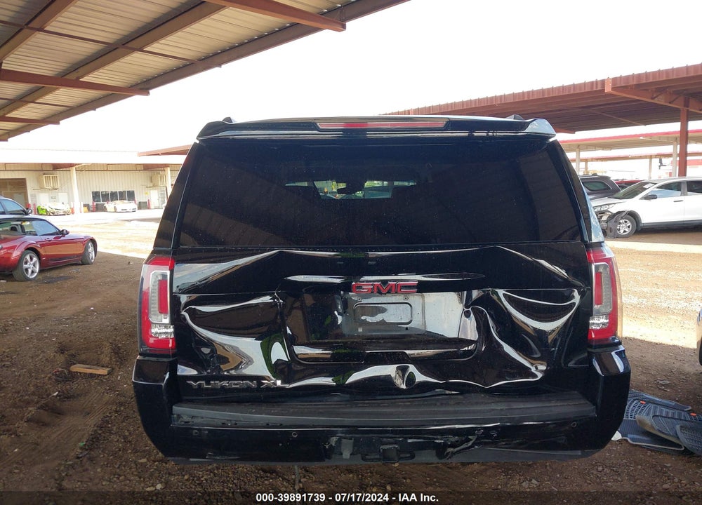 2018 GMC YUKON XL SLT VIN: 1GKS2GKC0JR350409