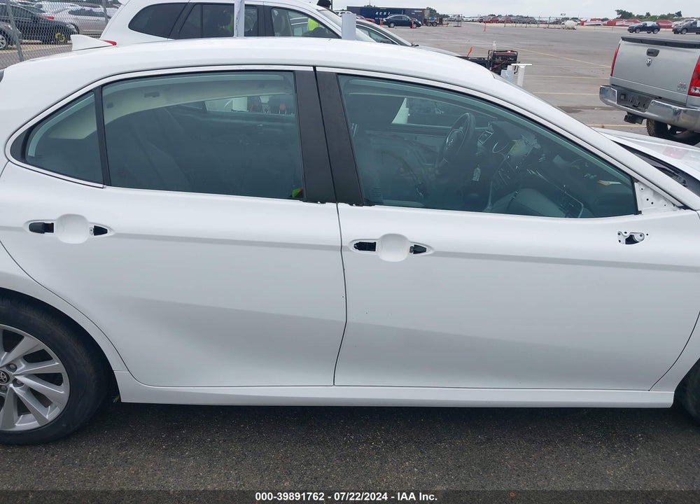 2021 TOYOTA CAMRY VIN: 4T1C11AK6MU442937