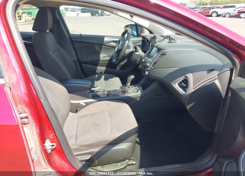 2018 CHEVROLET CRUZE LT AUTO VIN: 1G1BE5SM9J7189451