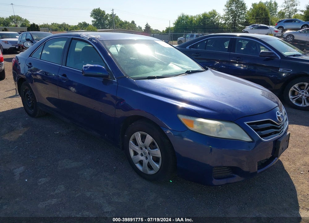 2011 TOYOTA CAMRY LE VIN: 4T1BF3EK6BU752392
