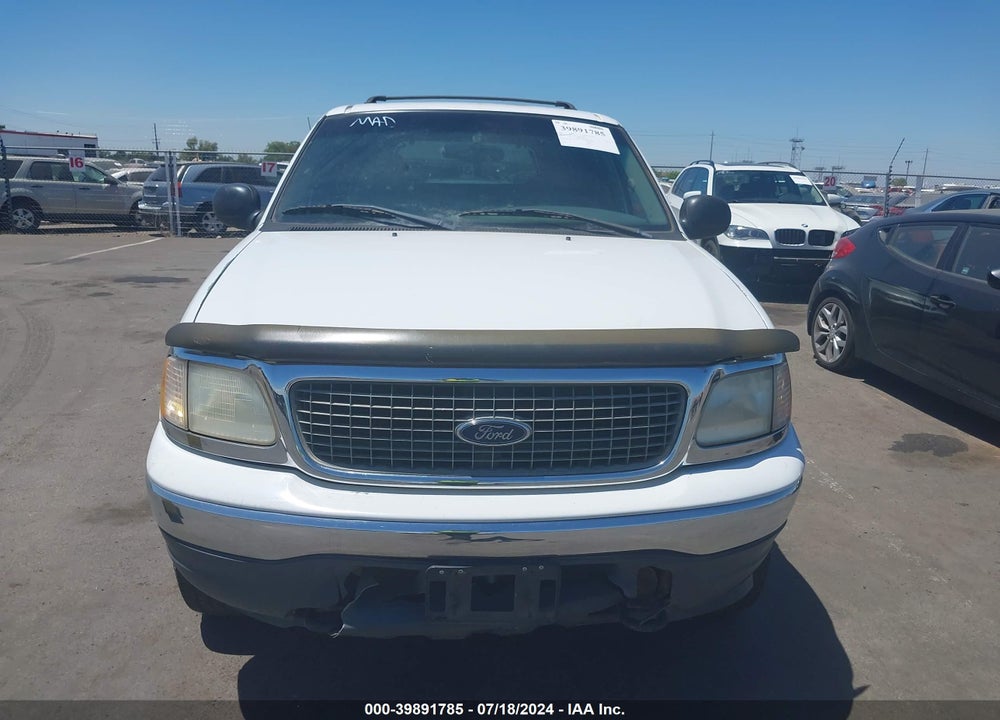 2000 FORD EXPEDITION XLT VIN: 1FMRU1664YLC22284