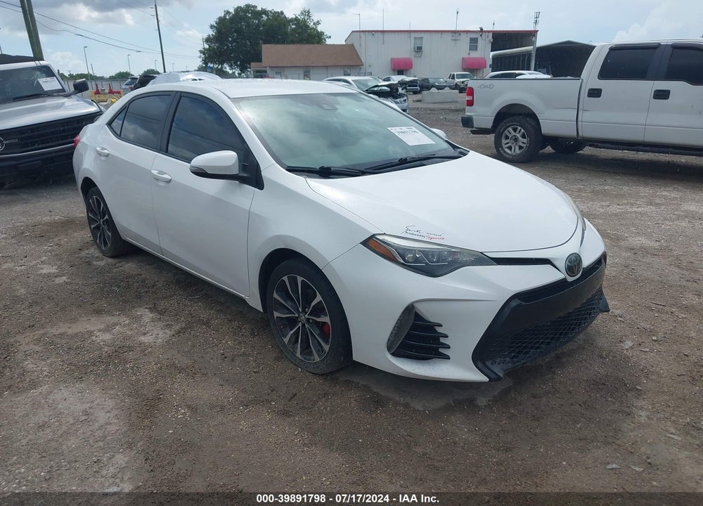 2018 TOYOTA COROLLA SE VIN: 2T1BURHE3JC025113