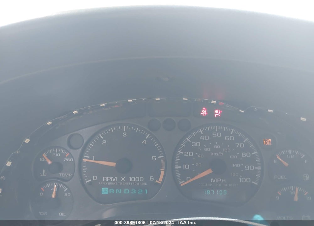 2002 CHEVROLET S-10 LS VIN: 1GCDT13WX2K193232