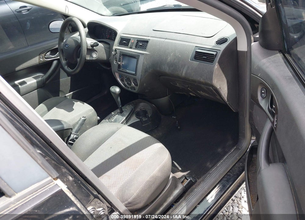 2006 FORD FOCUS ZX5 VIN: 1FAFP37N66W227696