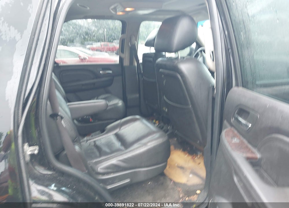 2011 GMC YUKON DENALI VIN: 1GKS2EEF9BR263829