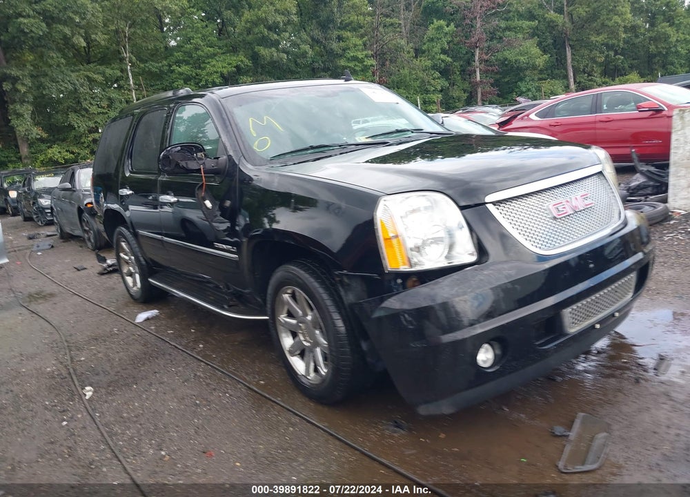 2011 GMC YUKON DENALI VIN: 1GKS2EEF9BR263829