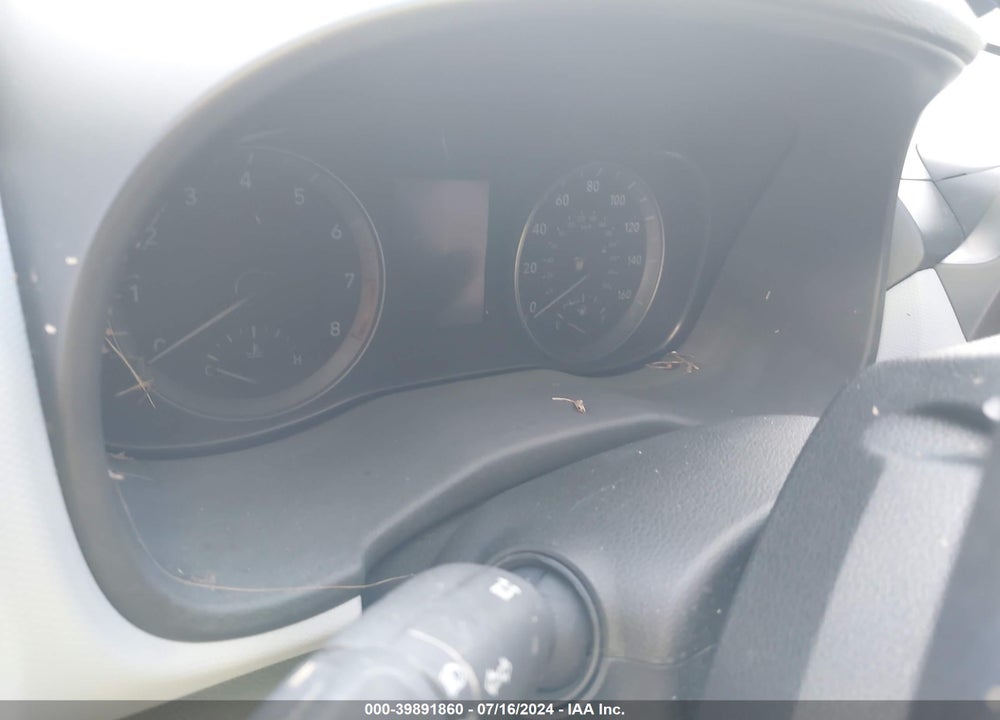 2019 HYUNDAI KONA SE VIN: KM8K12AA1KU236978