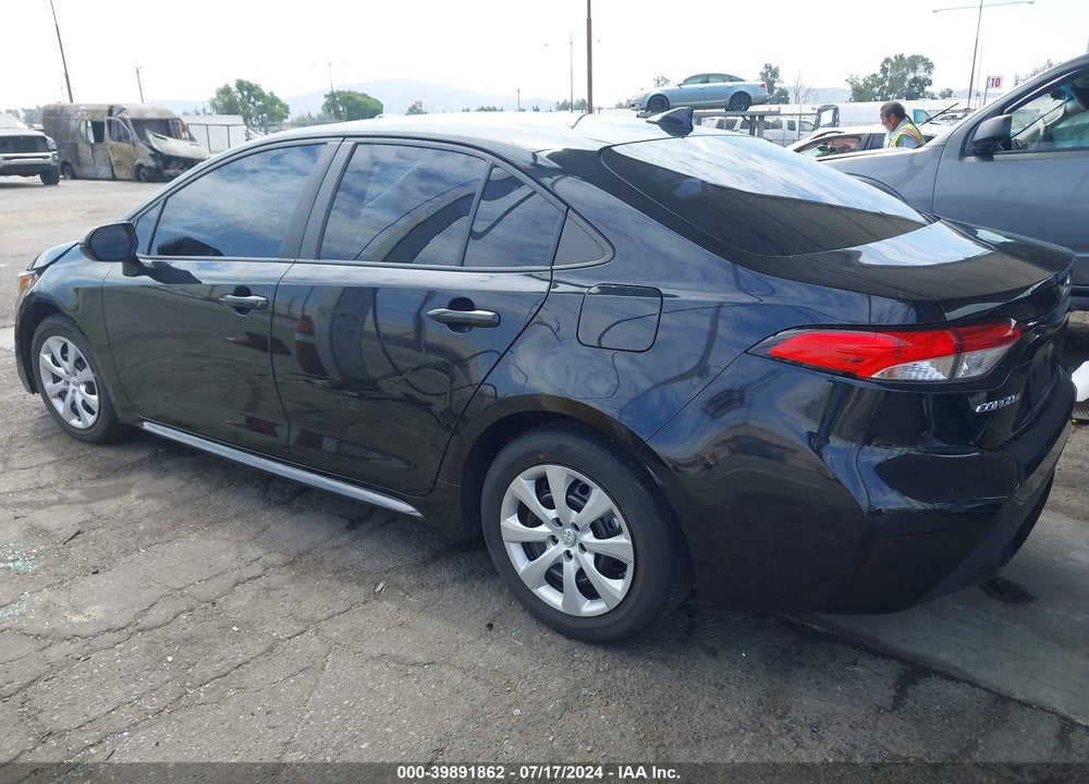 2022 TOYOTA COROLLA LE VIN: 5YFEPMAE5NP274861