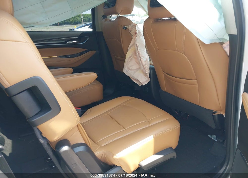 2019 BUICK ENCLAVE FWD ESSENCE VIN: 5GAERBKWXKJ116121