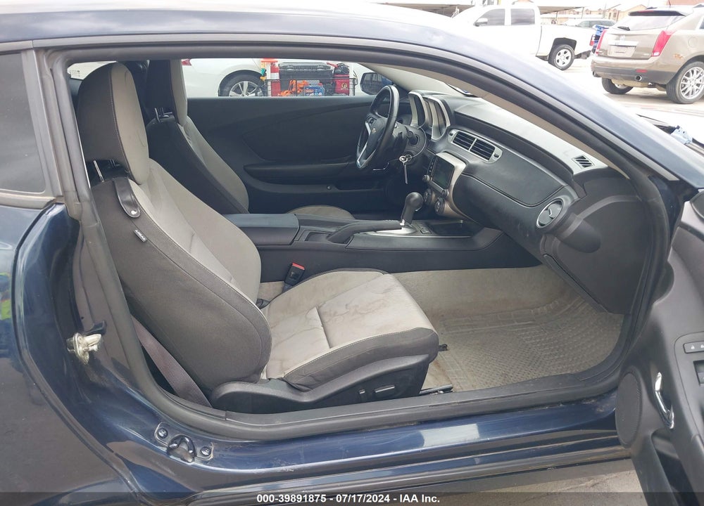 2015 CHEVROLET CAMARO VIN: 2G1FD1E30F9287077