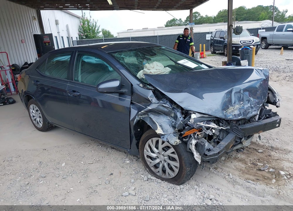 2017 TOYOTA COROLLA LE VIN: 2T1BURHE3HC877861