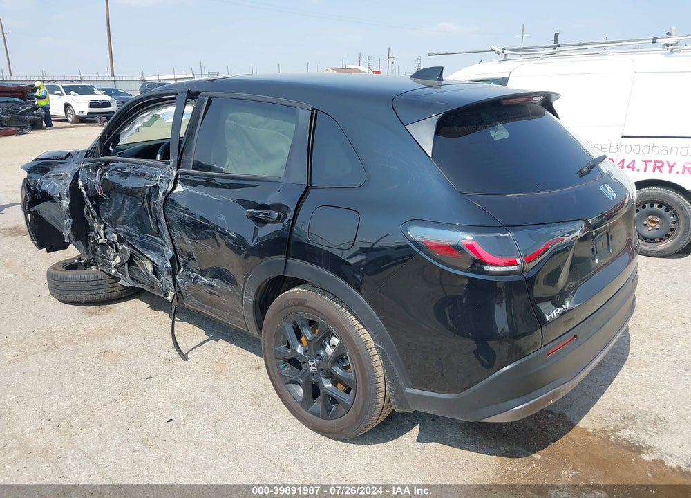 2024 HONDA HR-V 2WD SPORT/2WD SPORT W/O BSI VIN: 3CZRZ1H57RM736425
