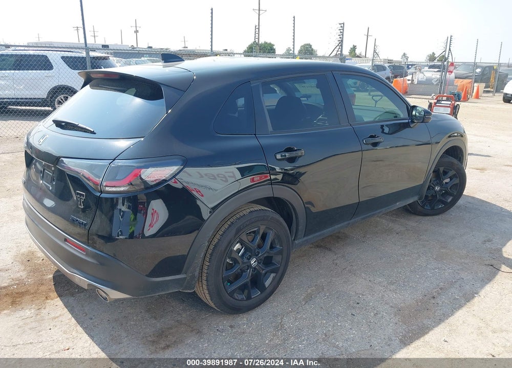2024 HONDA HR-V 2WD SPORT/2WD SPORT W/O BSI VIN: 3CZRZ1H57RM736425