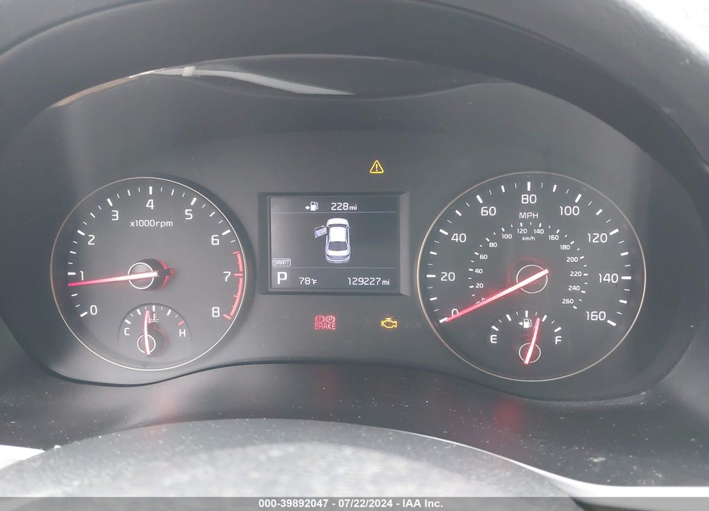 2017 KIA CADENZA PREMIUM VIN: KNALC4J14H5039429