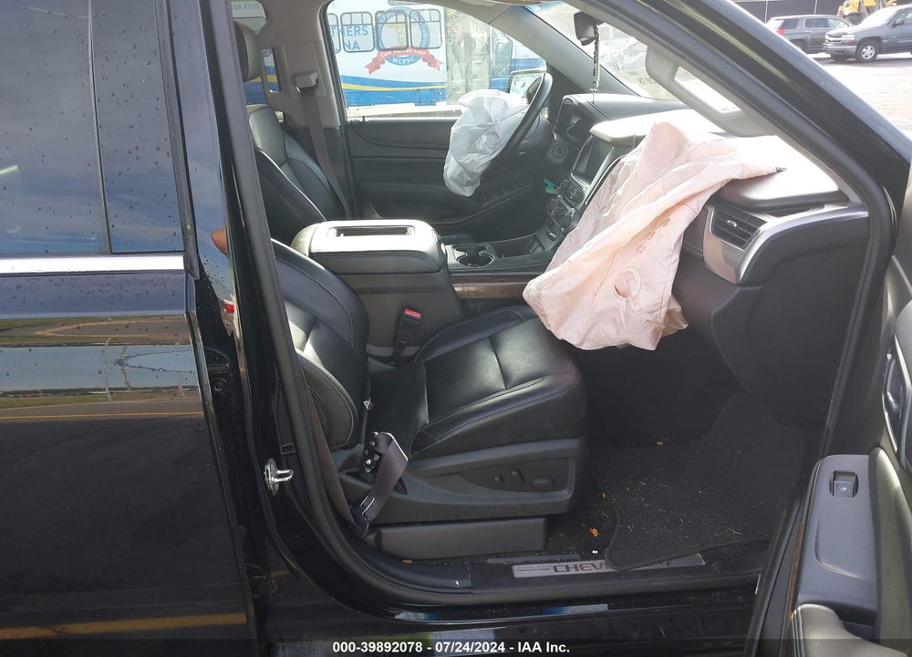 2017 CHEVROLET SUBURBAN LT VIN: 1GNSKHKC3HR177729