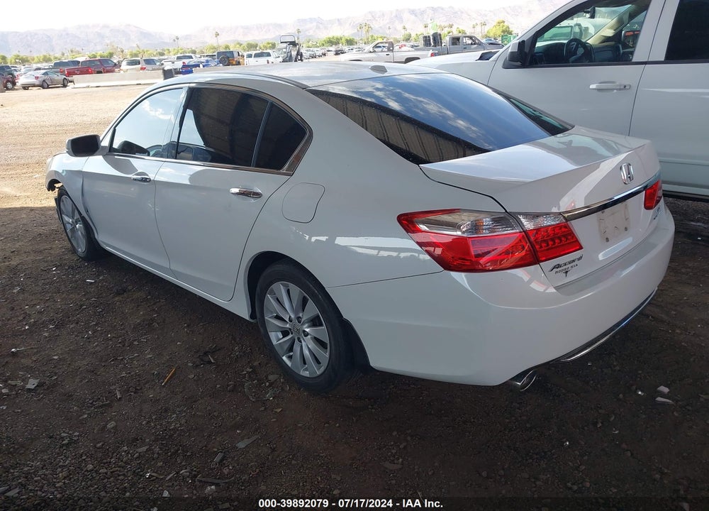 2015 HONDA ACCORD TOURING VIN: 1HGCR3F94FA035543