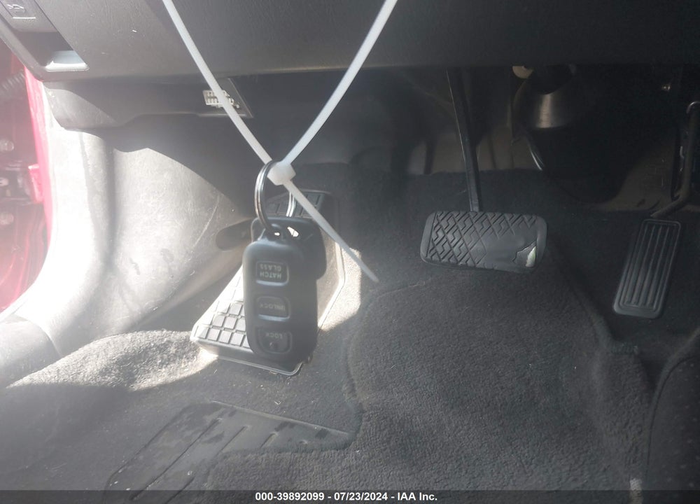 2007 PONTIAC VIBE VIN: 5Y2SL65887Z403747