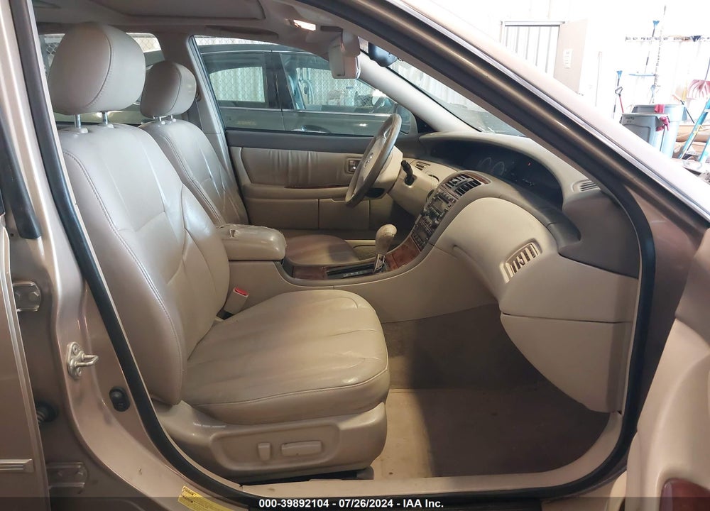 2002 TOYOTA AVALON XLS VIN: 4T1BF28B82U236590