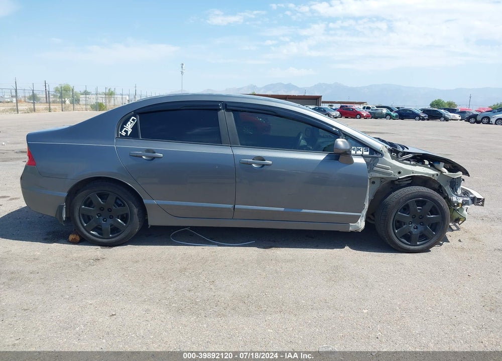 2010 HONDA CIVIC LX VIN: 19XFA1F57AE074136