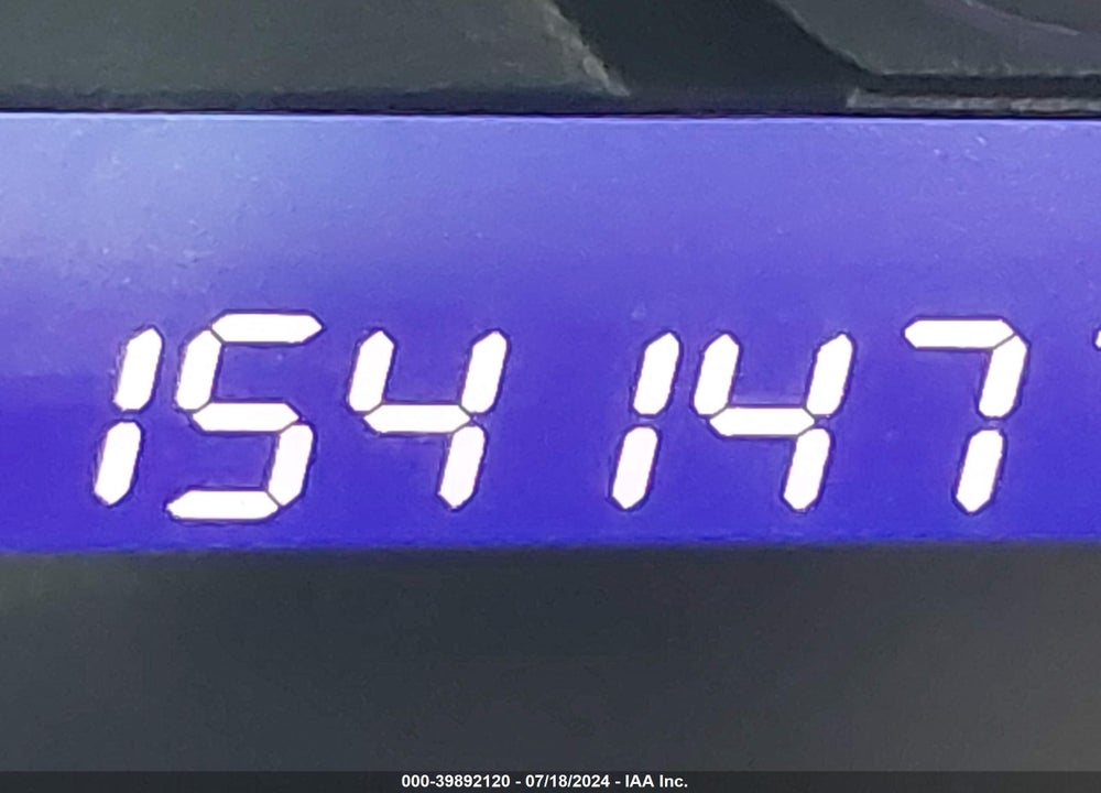 2010 HONDA CIVIC LX VIN: 19XFA1F57AE074136
