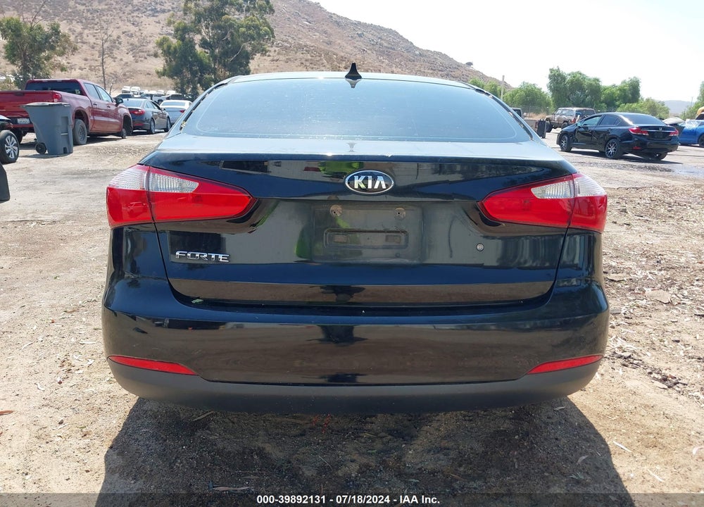 2014 KIA FORTE LX VIN: KNAFK4A64E5211983