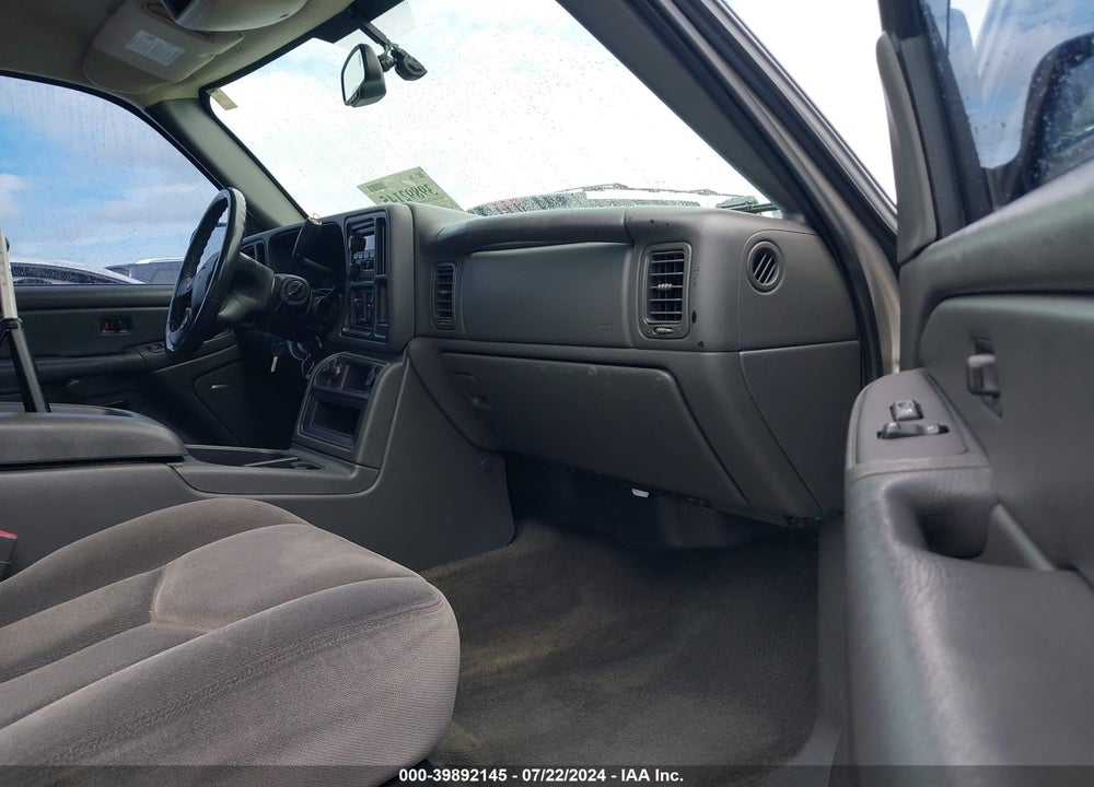 2005 GMC SIERRA 1500 VIN: 2GTEC13T651137397