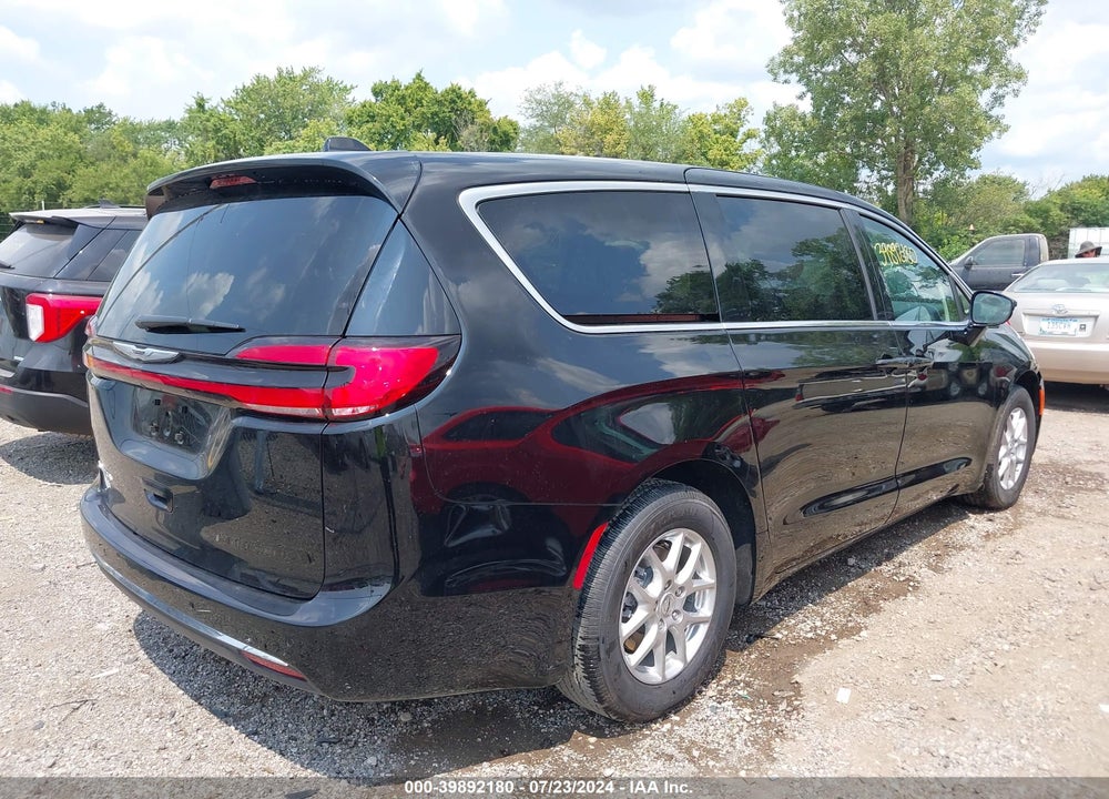2024 CHRYSLER PACIFICA TOURING L VIN: 2C4RC1BG3RR168426