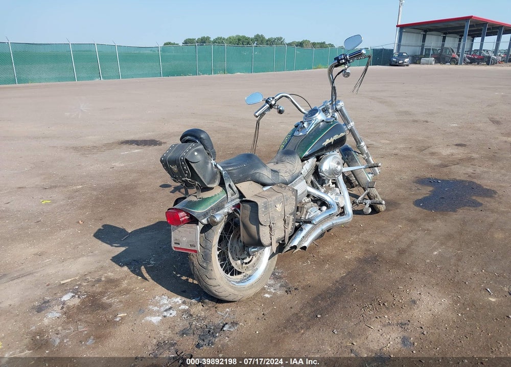 2006 HARLEY-DAVIDSON FXDWGI VIN: 1HD1GP1146K324144