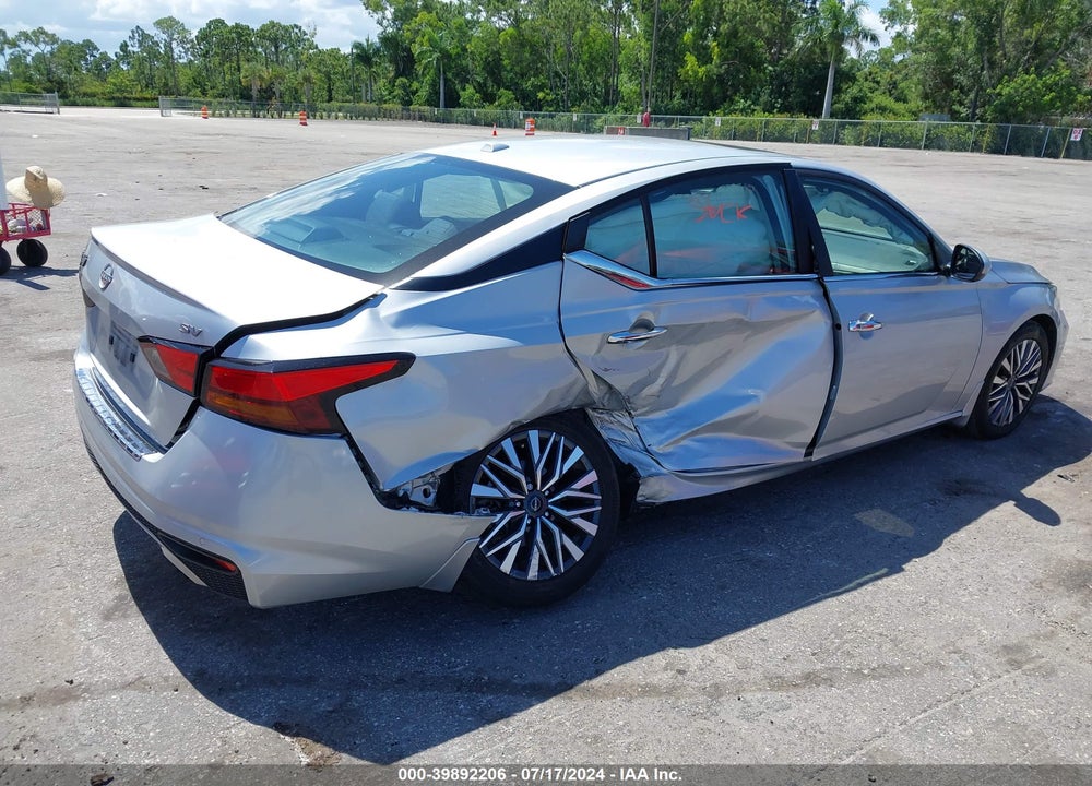 2023 NISSAN ALTIMA SV FWD VIN: 1N4BL4DV9PN303598