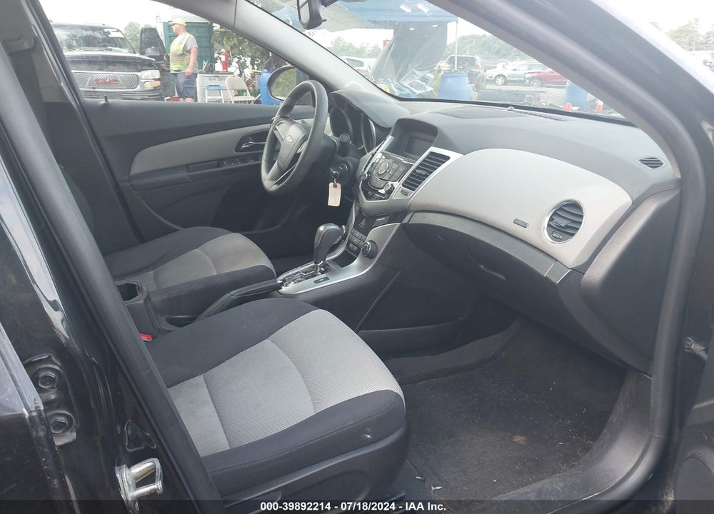 2015 CHEVROLET CRUZE LS AUTO VIN: 1G1PA5SG2F7148212