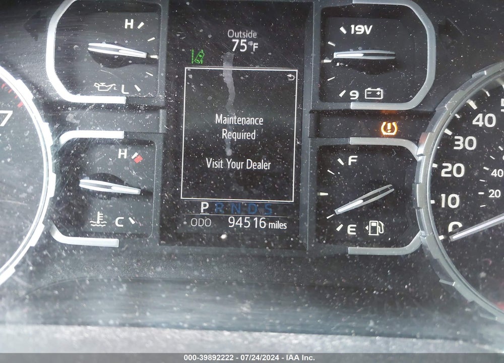 2019 TOYOTA TUNDRA LIMITED 5.7L V8 VIN: 5TFBY5F1XKX827867